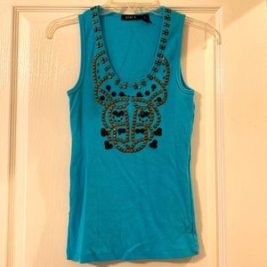 Unique stera Indian inspired metal beaded turquoise ribbed tank top. Size small